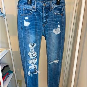 Size 00 Ripped Skinny Jeans American Eagle